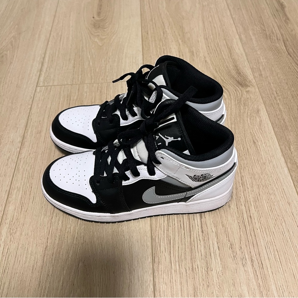 Air Jordan Mid GS - White Shadow